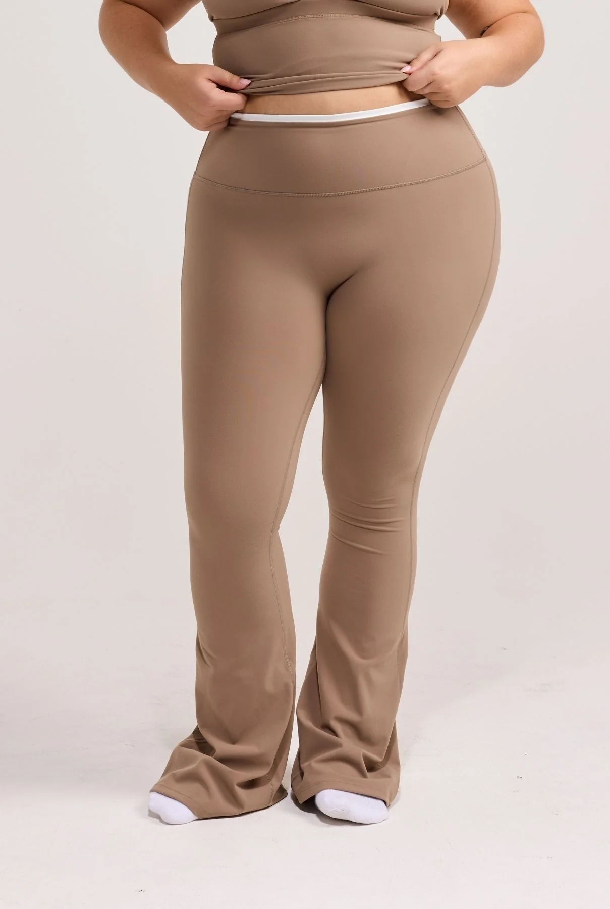 Latte Layered Subtle Scrunch Flared Legging - Image 9