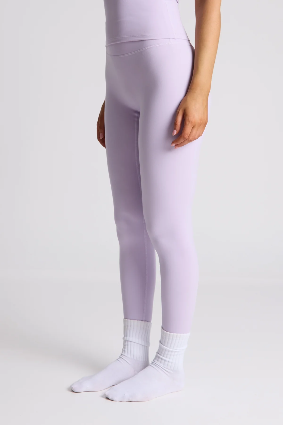 Lilac Subtle Scrunch Legging - Image 3