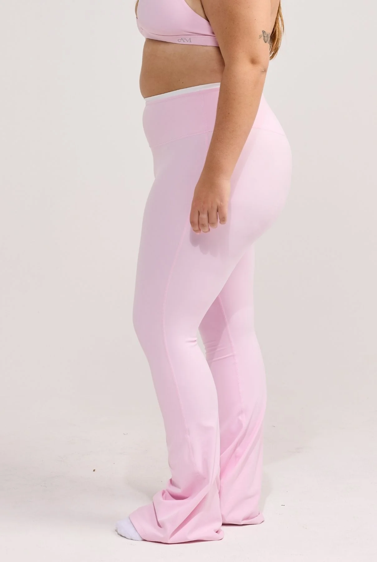 Strawberry Layered Subtle Scrunch Flared Legging - Image 8